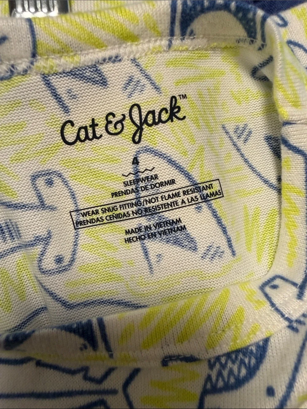 NWT Cat & Jack Boys Shark Pajama Set Size 4 Short Sleeve Shirt Shorts Sleepwear